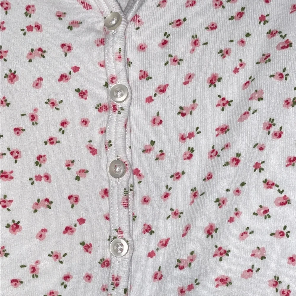 Brandy Button-Up Crop Top - Picture 3 of 4